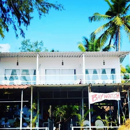 Baywatch Beach Resort Patnem カナコナ エクステリア 写真
