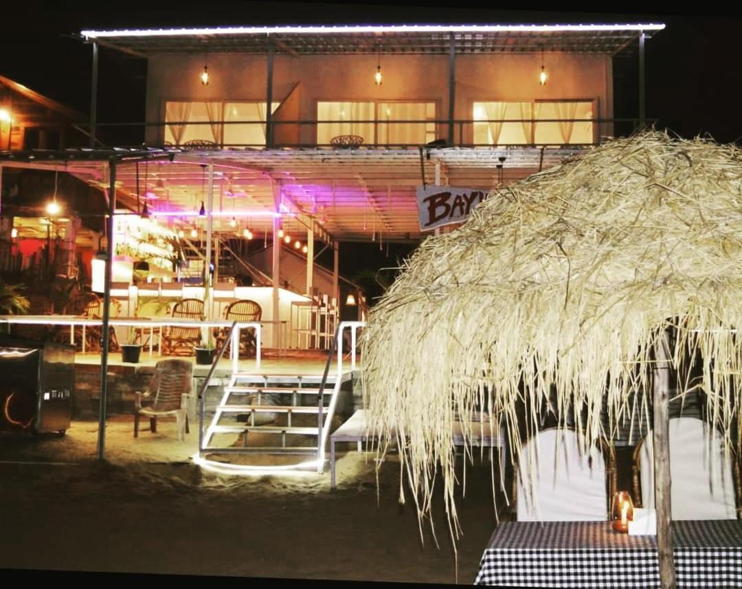 Baywatch Beach Resort Patnem カナコナ エクステリア 写真